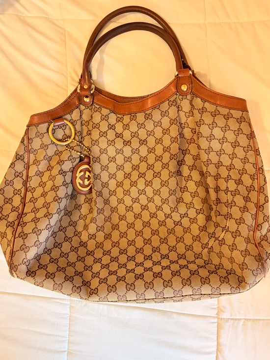 Gucci Handbags - GUCCI TOTE BAG